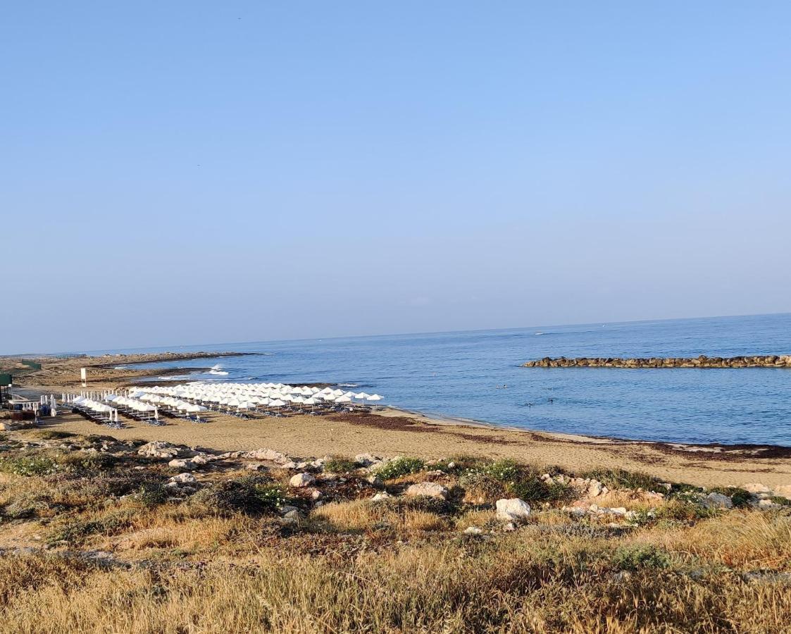 Lovely 1-bedroom Unit @ Fabulous Location * Paphos